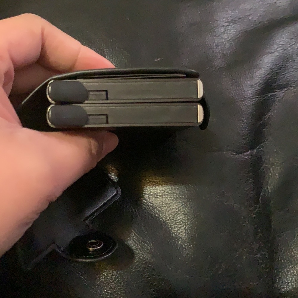 Card wallet - Picture 5 of 5